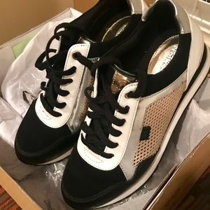 Like New Michael Kors Tennis Shoes